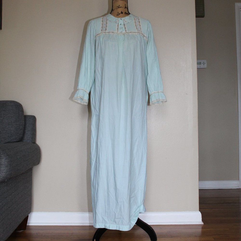 Vintage Barbizon Blue Embroidered Lace Long Sleeve Long Nightgown Women's Medium